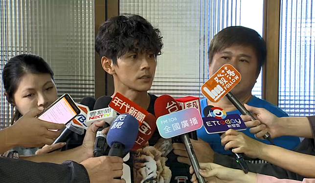 已秘戀3年？謝忻後台傳情阿翔 哭喊：有在剎車
