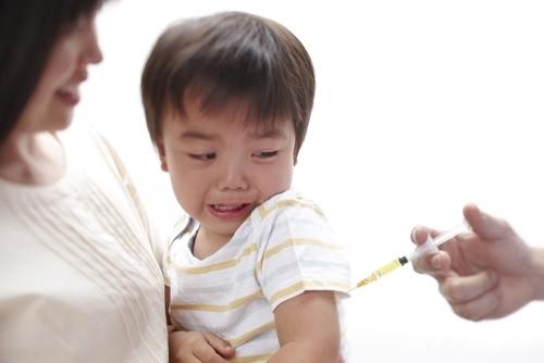 為什麼孩子大多都怕打針？父母的這些行為有問題，難怪寶寶會害怕