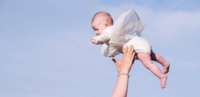 新婚妻子懷孕卻被絆倒，我揪著兒子的衣領，他卻說出這樣的一番話