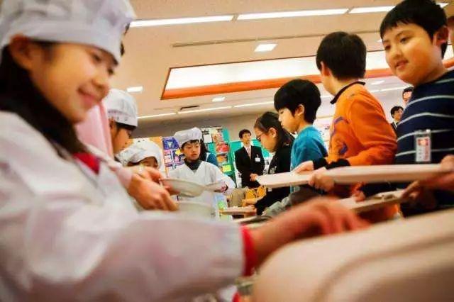 日本兒童都是怎麼長大的？和中國孩子真的不一樣...
