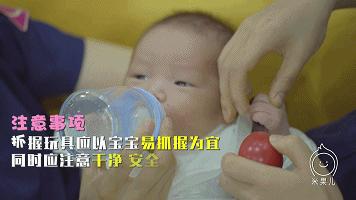 新生兒練習抓握很有必要，聰明家長都這樣做