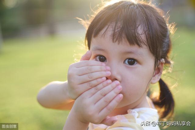 家長限制孩子交友很正常？不用過度管教，父母用4招教會孩子交際