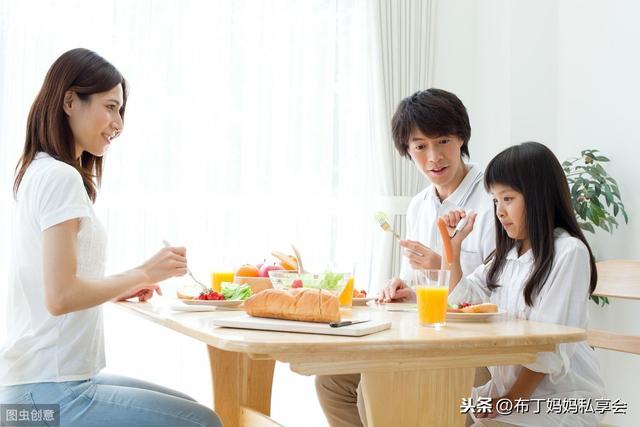 孩子不講禮儀規矩與家長無關？父母忽略孩子天性，4招進行引導