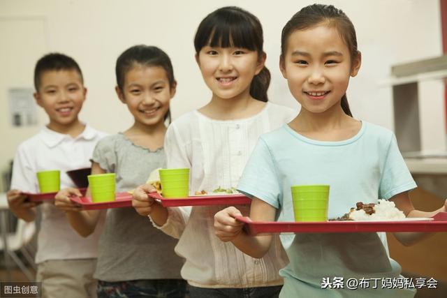 孩子不講禮儀規矩與家長無關？父母忽略孩子天性，4招進行引導