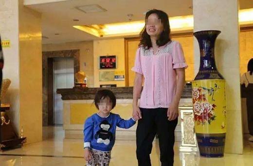 在我和女兒坐上火車的那一刻起，我明白我的婚姻真的走到了盡頭