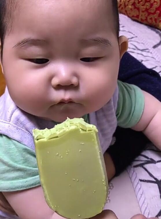 夏季各種坑娃的「雪糕梗」來了，寶寶已經被玩壞，娃：怪俺讀書少