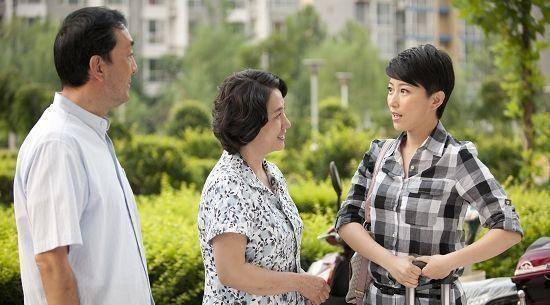 去城裡給兒媳帶孩子，她不給生活費，偷聽打電話，我慚愧拿出5萬