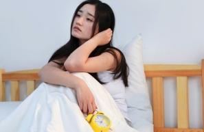 兒子打工三年春節沒回，婆婆埋怨兒媳，她流淚道：你是我親媽啊