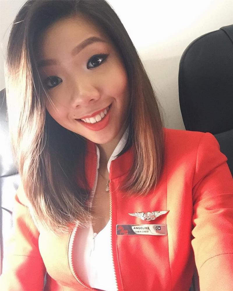 【最新流出】Airasia本土7位空姐私密照外流，我傻眼！原來每一位都好大包米！