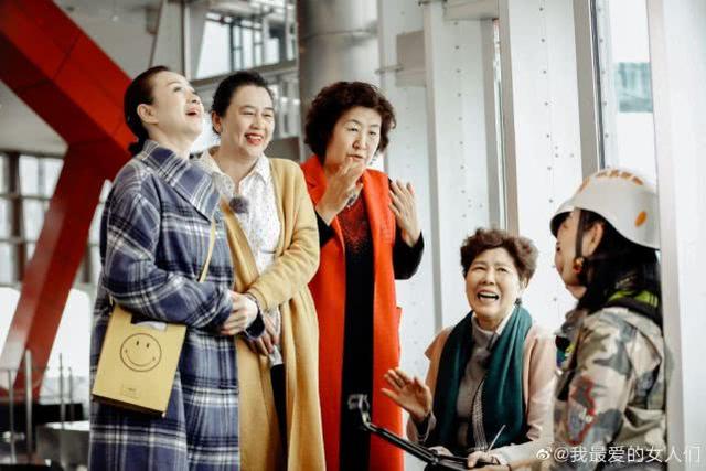 蔡少芬的婆婆，鍾麗緹的婆婆，王黎雯的婆婆，差距真的一目了然