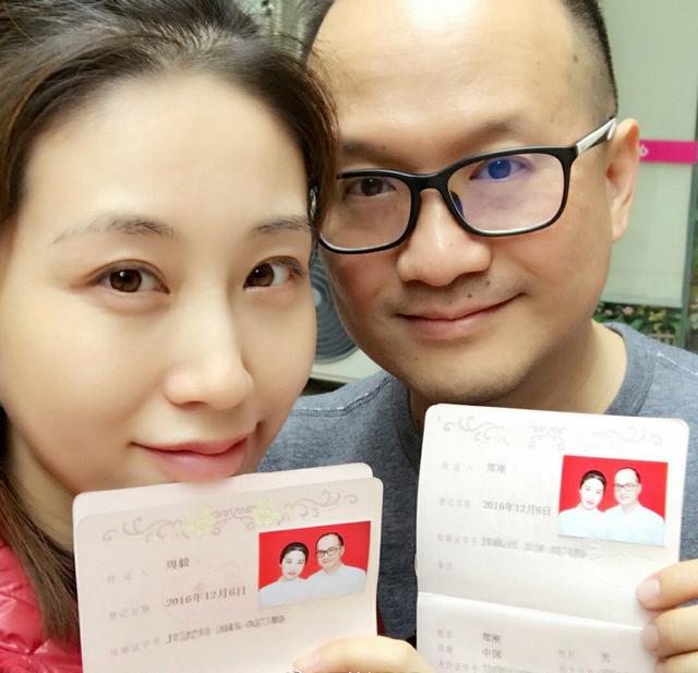 「眼瞎」的周美毅：母親葬禮上被提離婚，老公暴力奪子豪門變狼窩