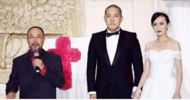 被稱「最慘星二代」，父親拒參加其婚禮，母親要與他「斷絕關系」