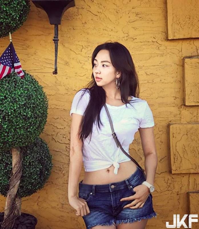 阿嘶～每個男人的夢嗎，每天下班回到家，都看到自己的女友