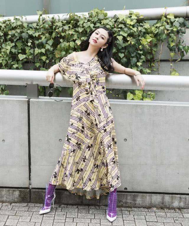 香港女神邱淑貞同意女兒繼承衣缽？大女兒二女兒齊齊頻繁發美照