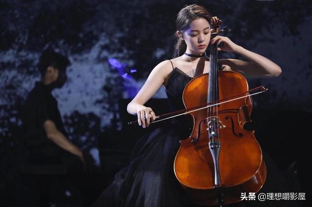 歐陽娜娜生日，圈內極少人祝福，人緣不好？劉天池的評價一針見血