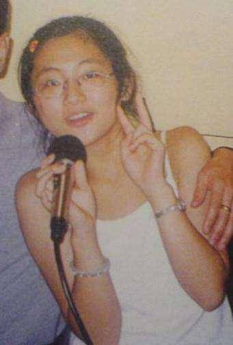 S.H.E和TWINS兩個組合裡五位成員童年照，最美的可能是田馥甄吧
