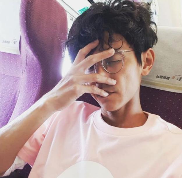 有內幕！阿翔當街親謝忻「就是故意被拍的」？逼老婆離開自己！