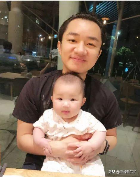 王祖藍分享帶娃趣事：爸爸和奶奶長太像讓她分不出來