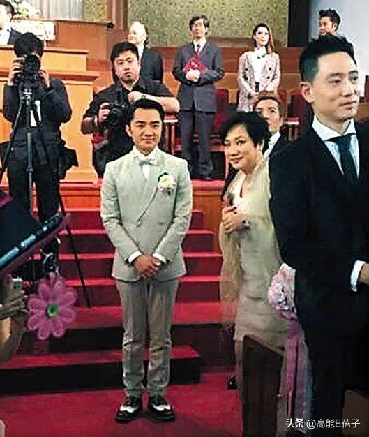 王祖藍分享帶娃趣事：爸爸和奶奶長太像讓她分不出來