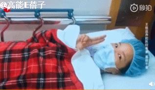 王祖藍分享帶娃趣事：爸爸和奶奶長太像讓她分不出來