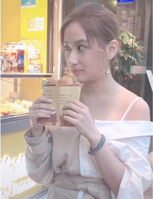 為什麼竇驍喜歡何超蓮？看到這一點，網友：換我我也喜歡