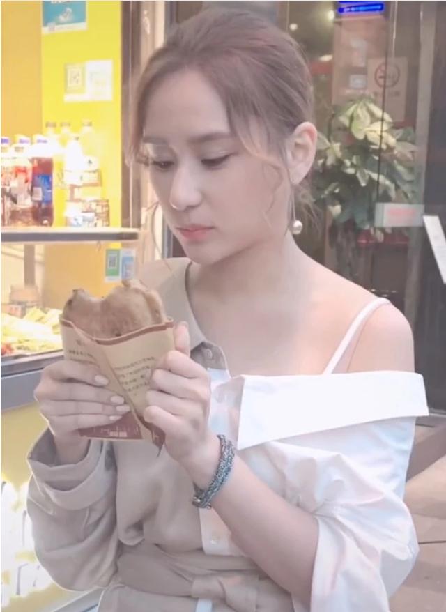 為什麼竇驍喜歡何超蓮？看到這一點，網友：換我我也喜歡