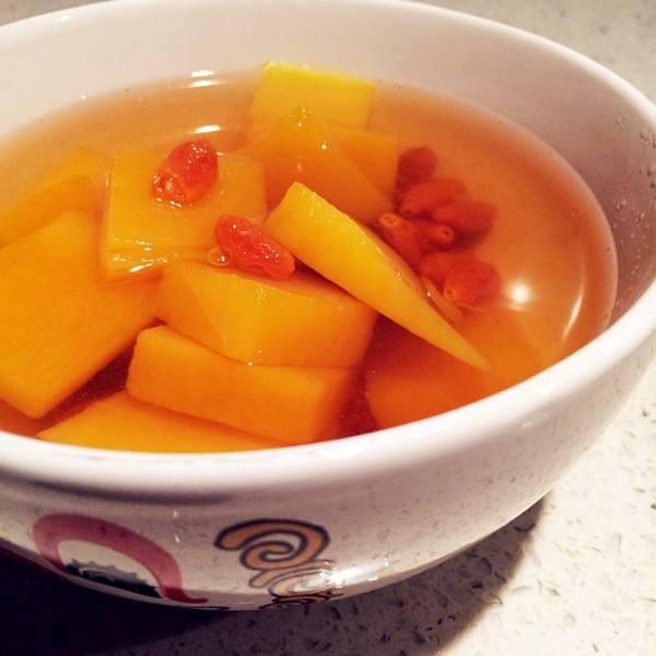 「八款堪比燕窩的食譜」美味又營養的食譜，獻給身邊的妹子們