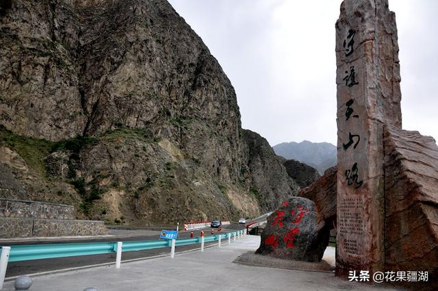 新疆獨庫公路，從獨山子到喬爾瑪，路上那些不可錯過的風景