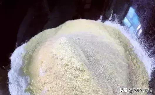 花捲的新做法，加它一起和面，卷一卷，切一切，比吃饅頭過癮