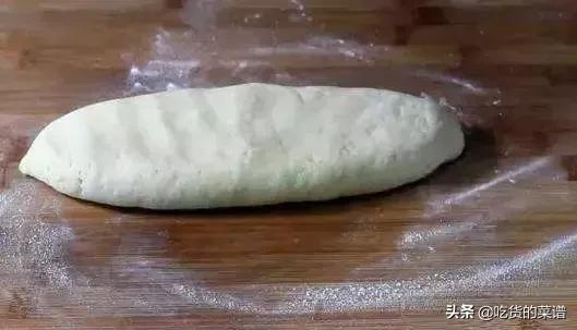 花捲的新做法，加它一起和面，卷一卷，切一切，比吃饅頭過癮