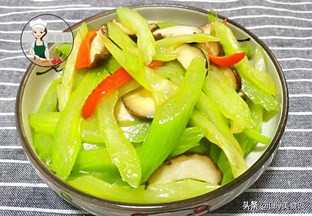 這兩樣素菜一起炒，清脆爽口，清腸利便，夏天多吃，瘦出小蠻腰