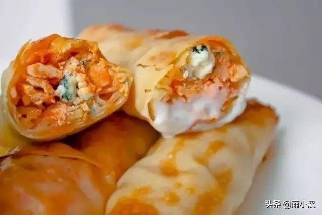 剩下的餃子皮千萬別扔，能做出一頓大餐哦