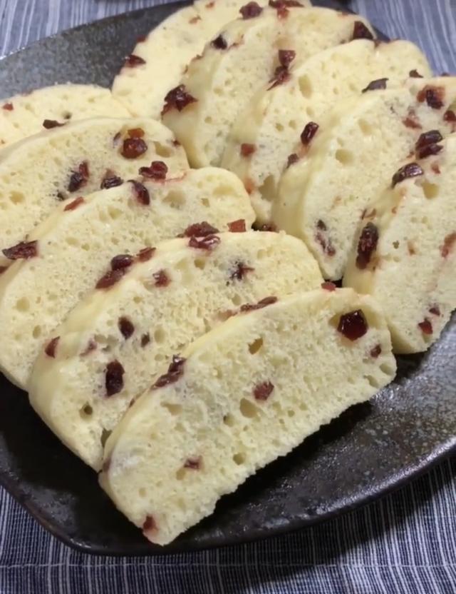 夏天少吃油膩早餐，在家製作「奶香發糕」，清淡易消化