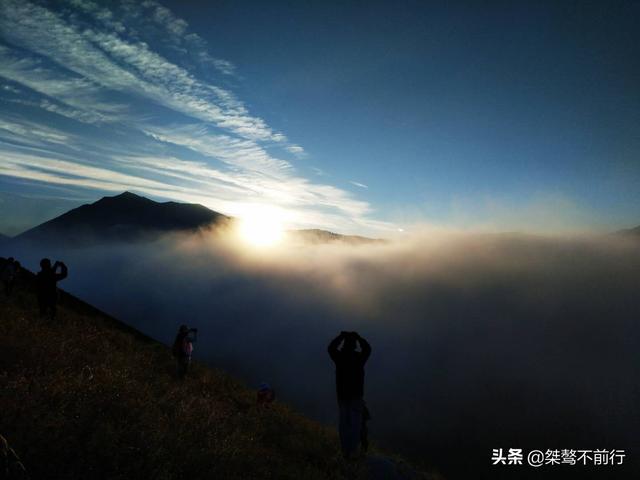 北疆之旅（連載7-18）：Day6 晨霧中看禾木，烈日下飽覽五彩灘