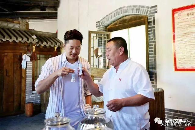中國最美村宴昨天在汾陽賈家莊開席，眾多明星齊聚賈家莊