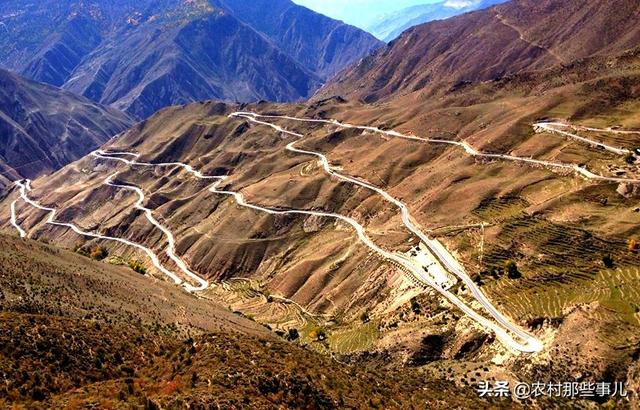 四川最後一個縣，與西藏昌都地區芒康縣交界