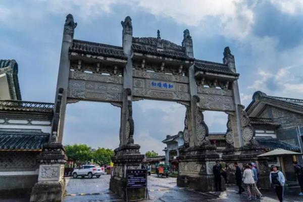 雲南這個600多年的古鎮，比大理古樸，比麗江安靜，卻鮮少人知