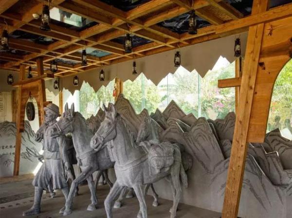 雲南這個600多年的古鎮，比大理古樸，比麗江安靜，卻鮮少人知