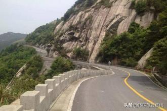 中國最美的4大公路，花費很大「代價」修建，2000名軍民付出生命