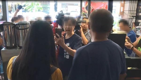 韓粉集體霸凌18歲妹！ 她淚打「805字」反擊：你們與惡，沒距離！