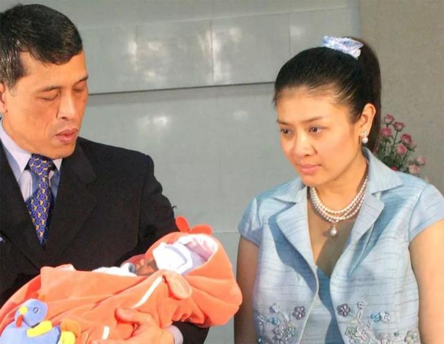 一入王室深似海！泰國國王4任妻子越來越年輕，結局卻越來越悲慘