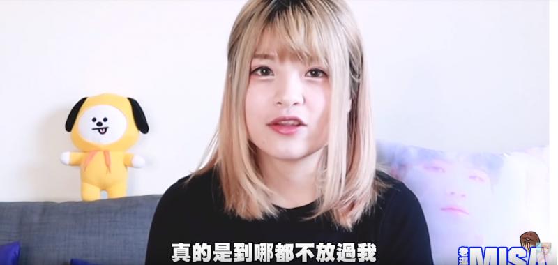 被嗆臉像本壘板！酸民嗆網紅米砂出來輸贏，酸民見面變超乖？