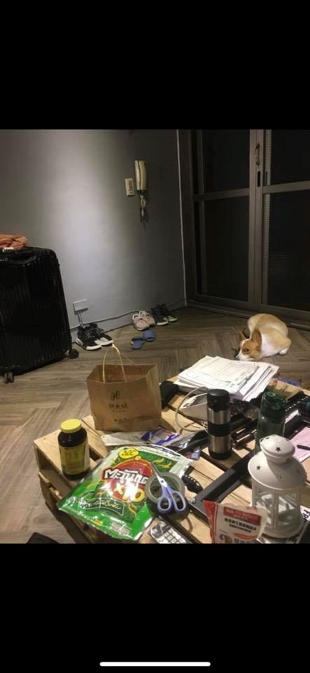 睡醒動不了！情侶跑4間廟「全是下下籤」才知屋子已有主　乩童曝「快把床往左移」：你們惹到祂了 