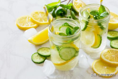 天氣太熱了，哪些食物可以幫助我們解暑、解渴、安神