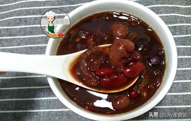 夏天，這8道湯水女人要常喝，補血祛濕養顏，女人睡眠香，體質好