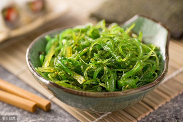 經常熬夜很傷身，吃這10種食物減輕熬夜傷害