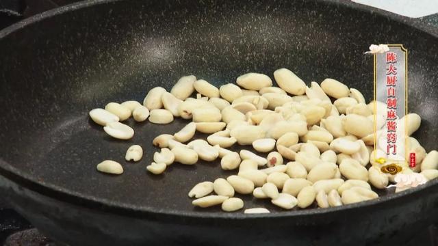 「養生廚房」今日菜品——《老北京麻醬涼麵》