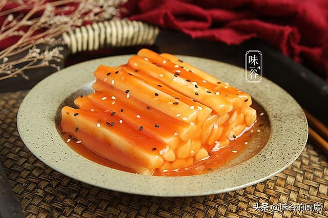 夏天多吃山藥滋補脾胃，試試這簡單的吃法，美味可口，老少皆宜