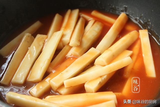 夏天多吃山藥滋補脾胃，試試這簡單的吃法，美味可口，老少皆宜