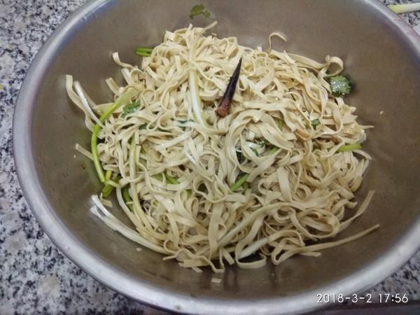 「它」是飯館裡都吃不到的菜，兒子三天兩頭就想吃，特解饞！